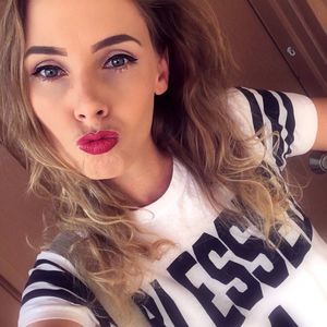 Meet your Posher, Sandra